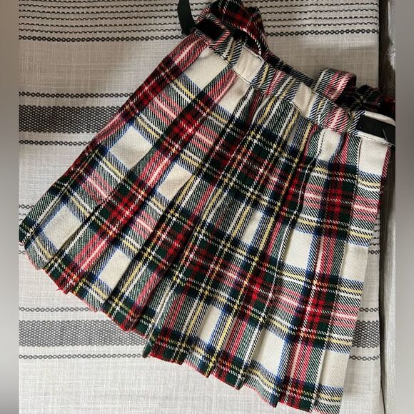 Blarney Kilt with Suspenders - Picture 6 of 13